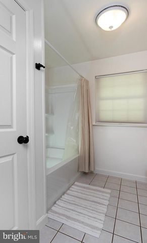 907 RHUE HAUS LN, Hummelstown, PA 17036