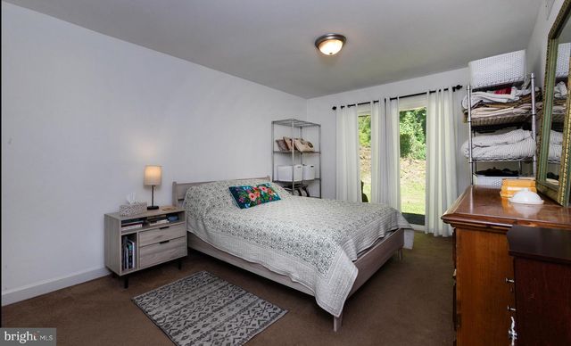 907 RHUE HAUS LN, Hummelstown, PA 17036