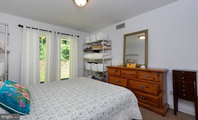 907 RHUE HAUS LN, Hummelstown, PA 17036
