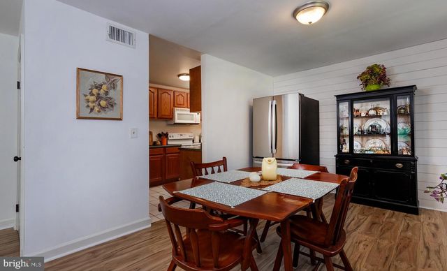 907 RHUE HAUS LN, Hummelstown, PA 17036