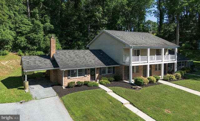 907 RHUE HAUS LN, Hummelstown, PA 17036