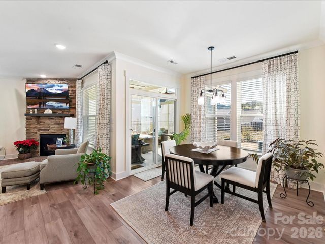 109 N Dunlavin Way, Mooresville, NC 28115