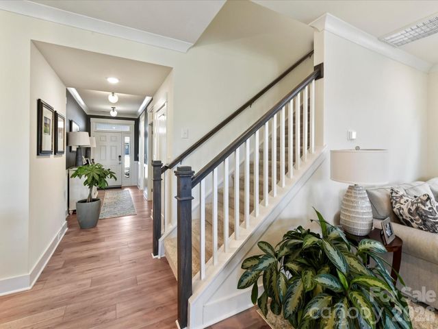 109 N Dunlavin Way, Mooresville, NC 28115