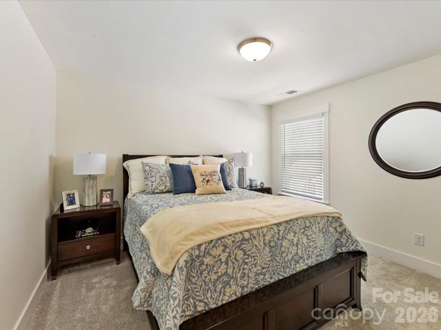 109 N Dunlavin Way, Mooresville, NC 28115