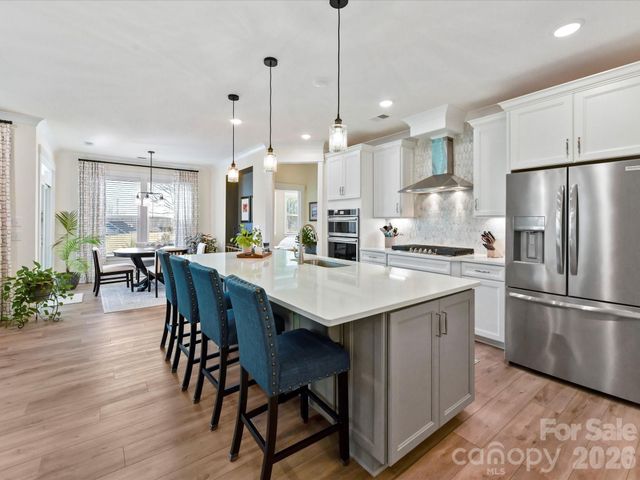 109 N Dunlavin Way, Mooresville, NC 28115