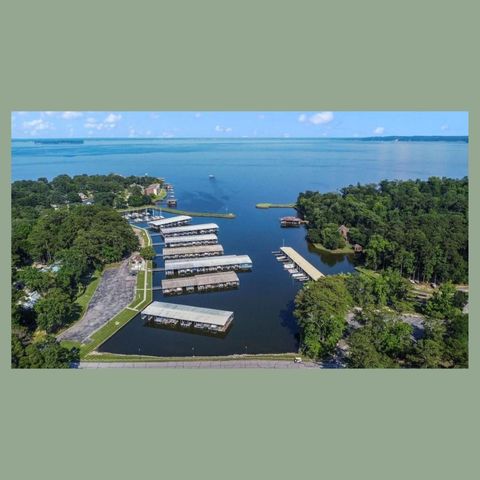 - Lakeview Estates Drive, Coldspring, TX 77331