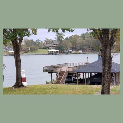 - Lakeview Estates Drive, Coldspring, TX 77331