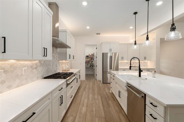 11551 SW 128TH AVENUE, Dunnellon, FL 34432