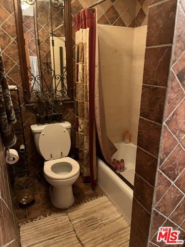 4431 Don Ricardo Drive 10, Los Angeles, CA 90008