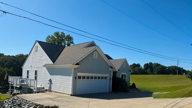 1992 S Painted Hills Court, Martinsville, IN 46151