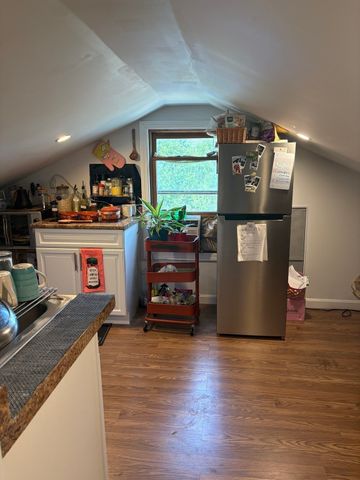 10 Cambo St, Brockton, MA 02301