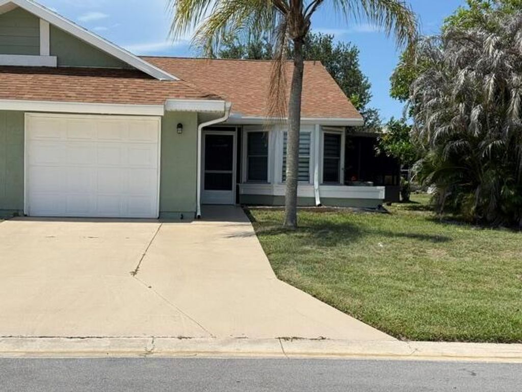 1478 SE Larkwood Circle, Port St. Lucie, FL 34952