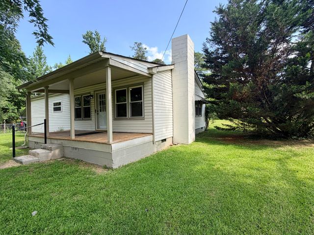 232 Poplar Street, Rossville, GA 30741
