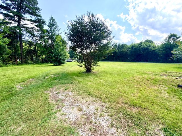 232 Poplar Street, Rossville, GA 30741