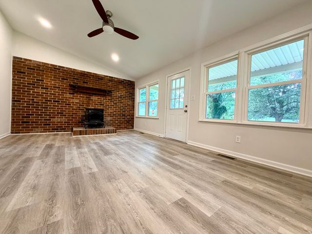 232 Poplar Street, Rossville, GA 30741