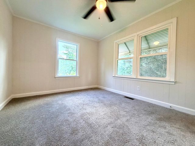 232 Poplar Street, Rossville, GA 30741