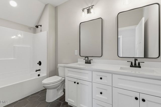 1849 Oakridge Duncan Road, Fuquay Varina, NC 27526