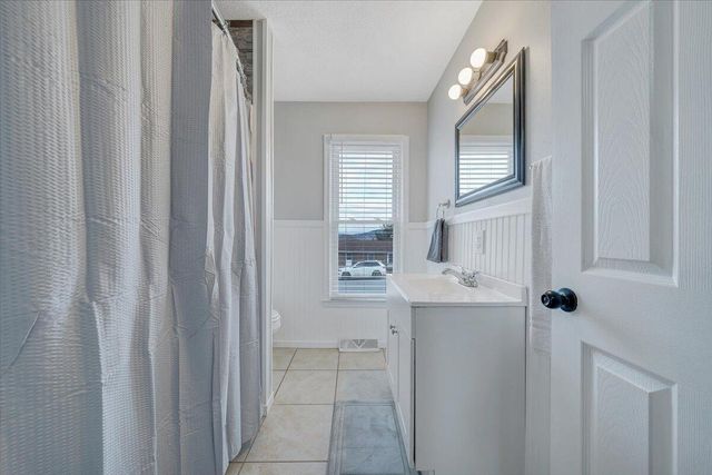 2868 Silver Leaf DR, Salem, VA 24153