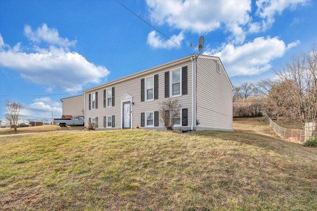 2868 Silver Leaf DR, Salem, VA 24153