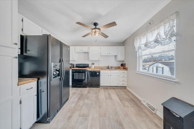 2868 Silver Leaf DR, Salem, VA 24153