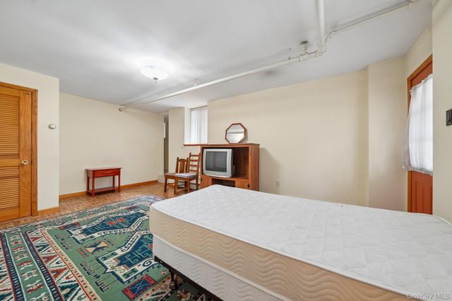 169 Devoe Avenue, Yonkers, NY 10705