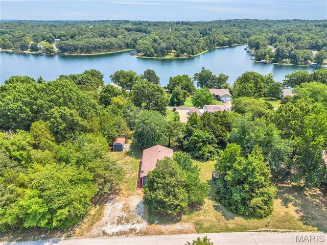 211 Blueberry Drive, De Soto, MO 63020