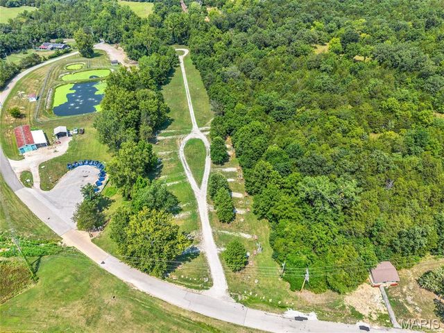 211 Blueberry Drive, De Soto, MO 63020