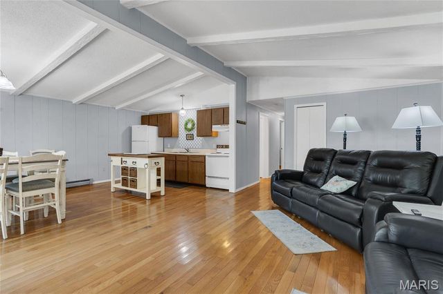 211 Blueberry Drive, De Soto, MO 63020