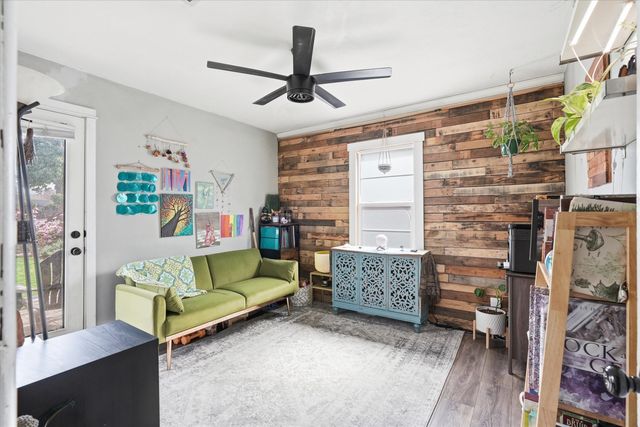 917 Grant Avenue, Medford, OR 97501