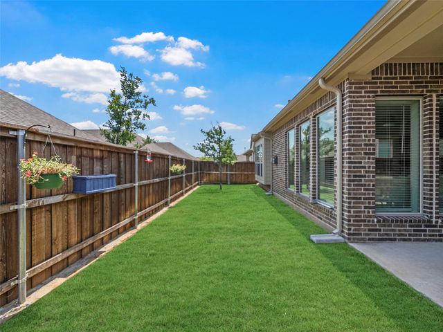 8712 Navidad Falls Drive, Mckinney, TX 75071