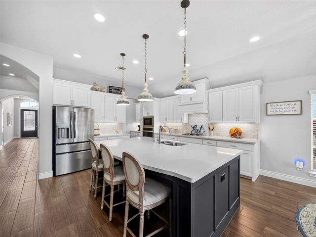 8712 Navidad Falls Drive, Mckinney, TX 75071