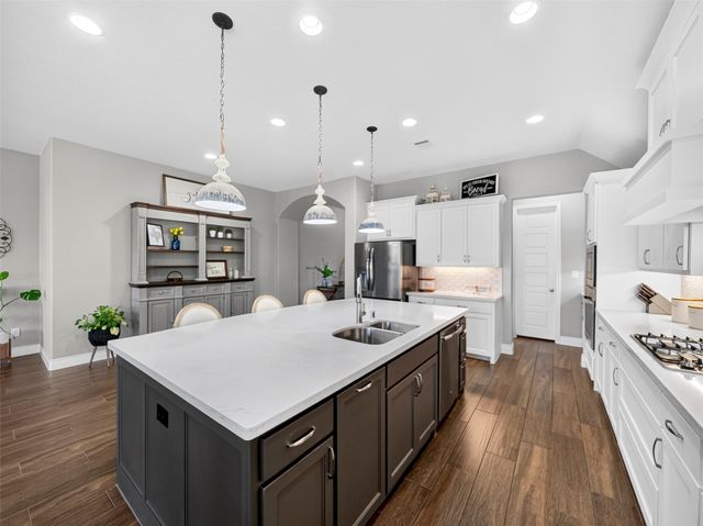 8712 Navidad Falls Drive, Mckinney, TX 75071