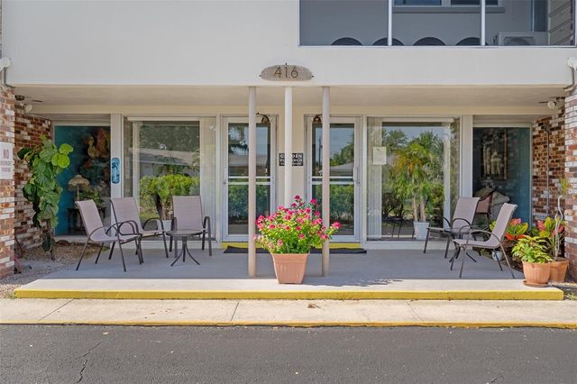 416 73RD AVENUE N 205, St Petersburg, FL 33702