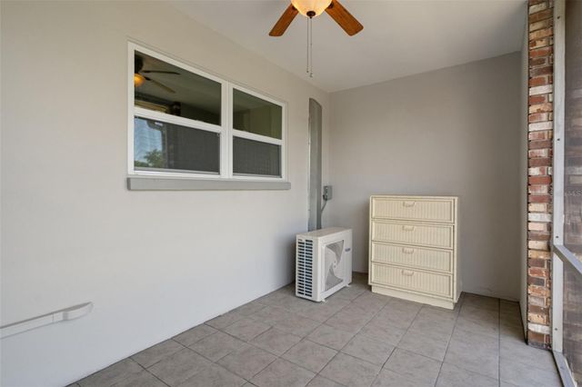 416 73RD AVENUE N 205, St Petersburg, FL 33702