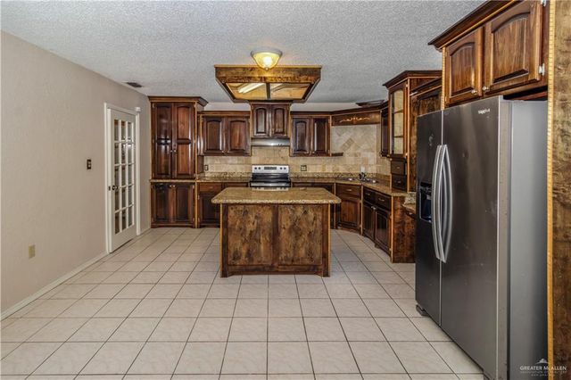 207 E Saenz Street, Pharr, TX 78577