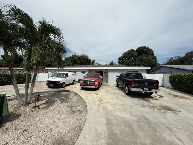 14321 NW 16th Ct, Miami, FL 33167