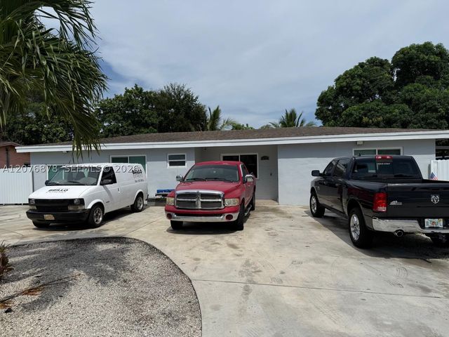 14321 NW 16th Ct, Miami, FL 33167