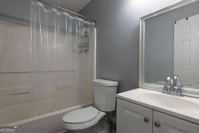 4127 Kingship Drive, Ellenwood, GA 30294