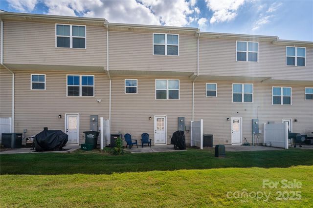 7033 Brightwork Lane, Charlotte, NC 28269