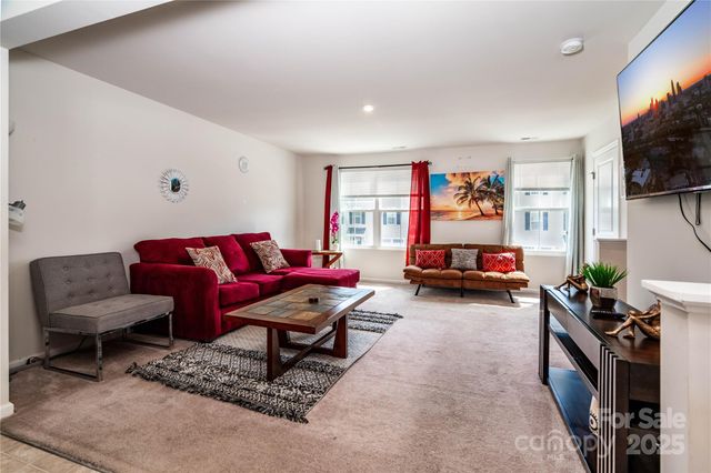 7033 Brightwork Lane, Charlotte, NC 28269