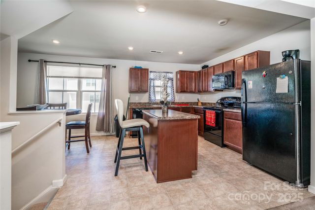 7033 Brightwork Lane, Charlotte, NC 28269