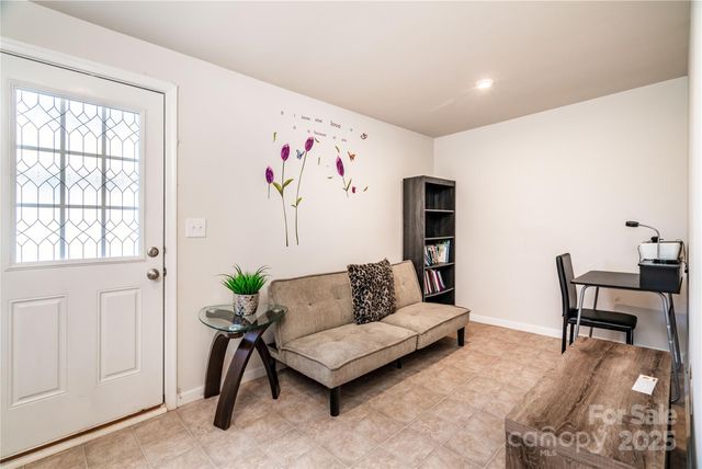 7033 Brightwork Lane, Charlotte, NC 28269