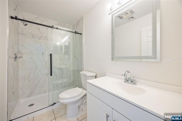 235-237 Keen, Paterson, NJ 07524
