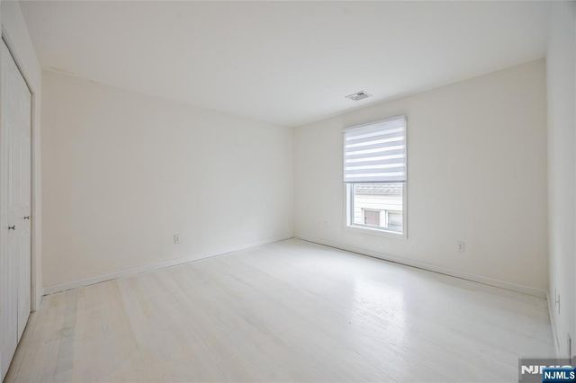235-237 Keen, Paterson, NJ 07524
