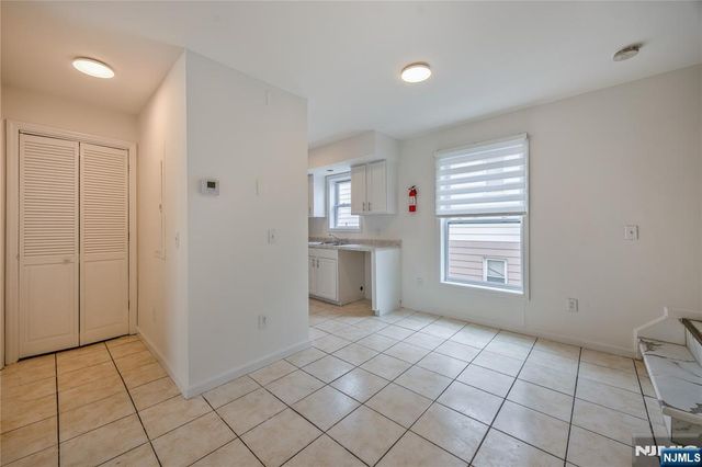 235-237 Keen, Paterson, NJ 07524