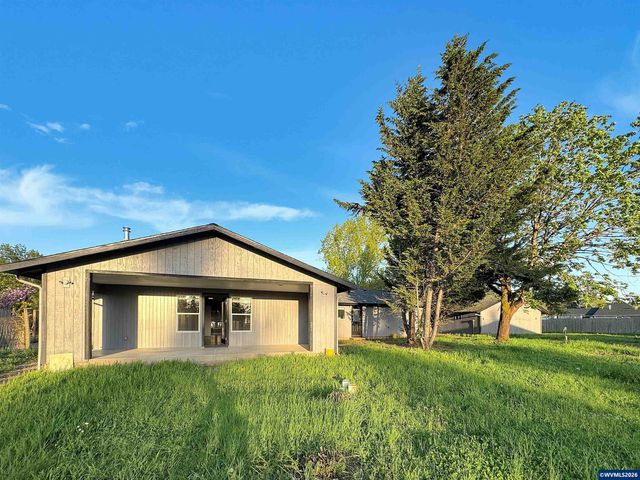 14725 Mitchell St SE, Jefferson, OR 97352