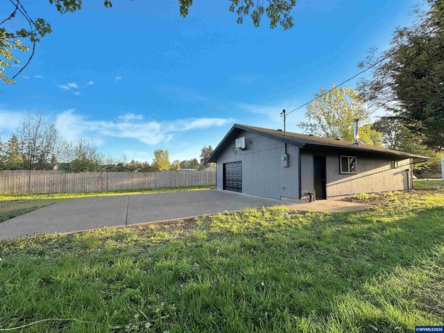 14725 Mitchell St SE, Jefferson, OR 97352