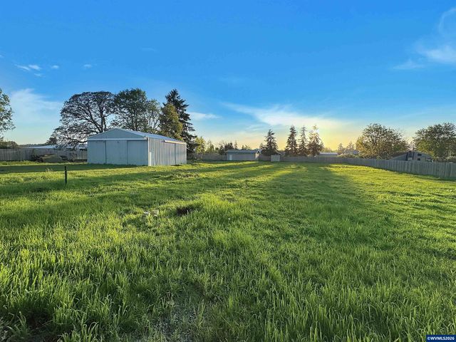 14725 Mitchell St SE, Jefferson, OR 97352