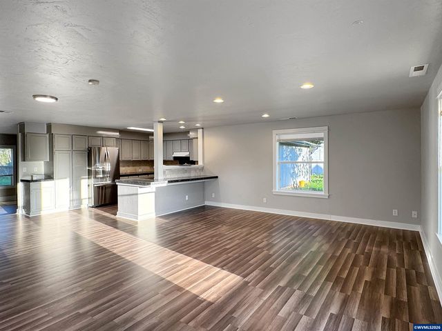 14725 Mitchell St SE, Jefferson, OR 97352
