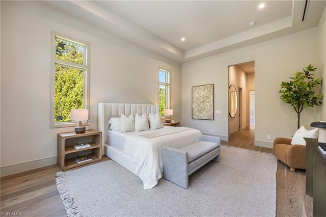 4851 Crayton RD, Naples, FL 34103